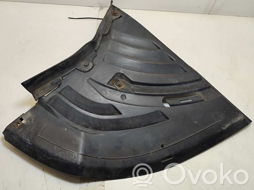 BMW 7 E65 E66 Kita dugno detalė 