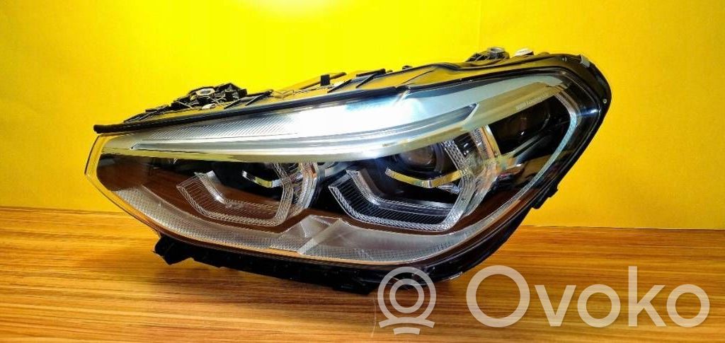 BMW X3 G01 Lampa przednia 