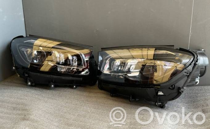 Lampy przednie / Komplet   A1679066408,1EX2256,Q001ZG50001