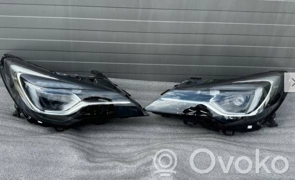 Opel Astra K Headlight/headlamp 