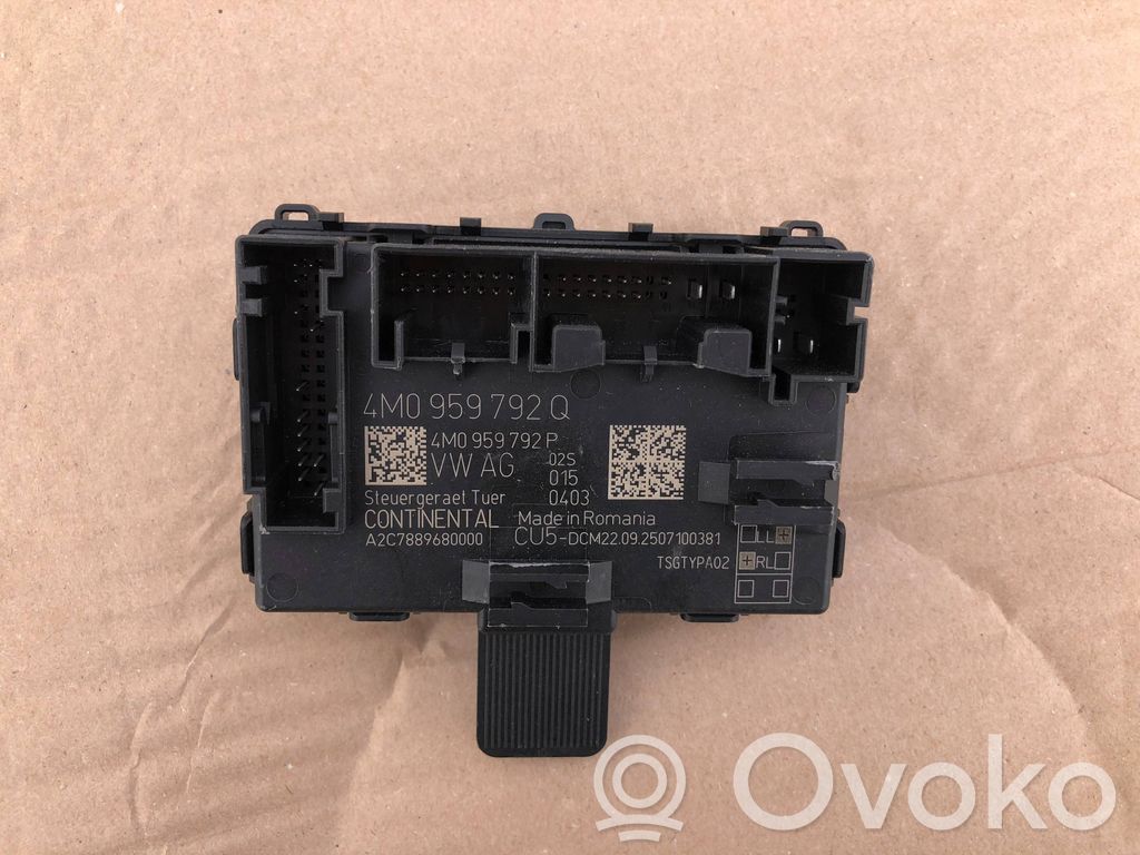 Audi Q7 4M Door control unit/module 