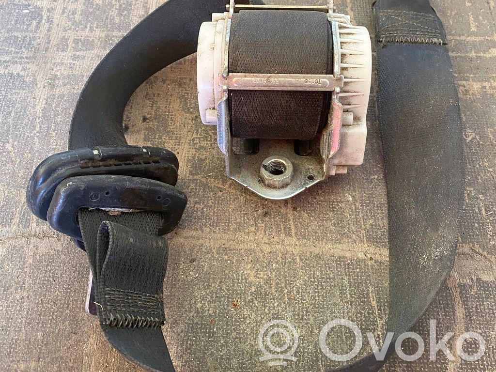 Dodge RAM Cinturón trasero 
