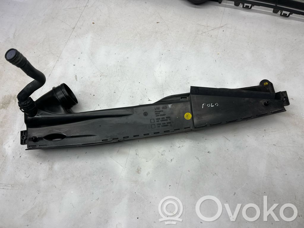 Volkswagen Polo VI Lufteinlass Luftführung 