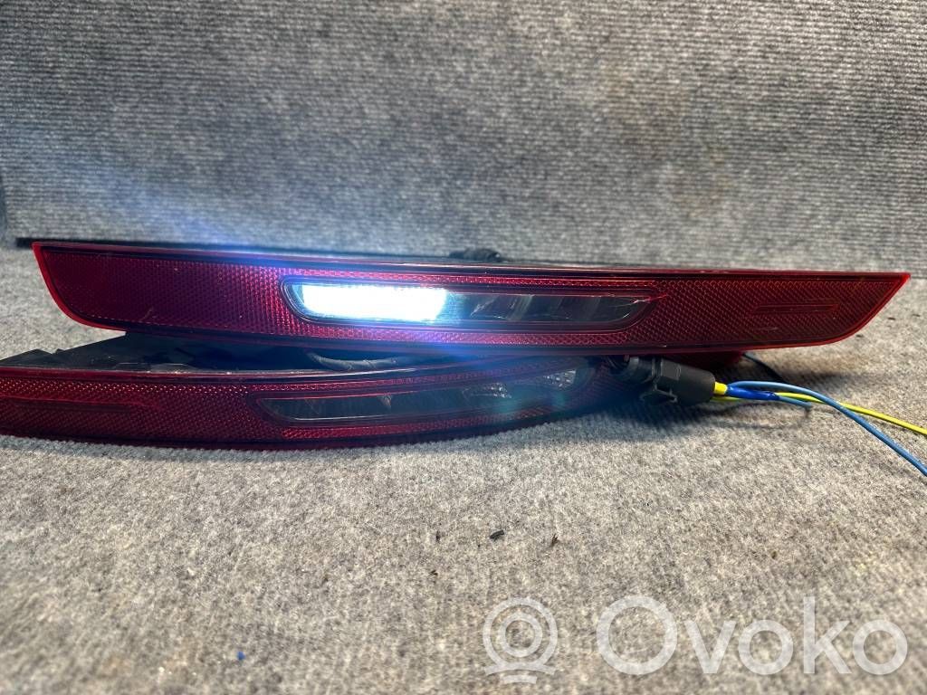 Porsche Macan (95B) Odblask lampy tylnej 