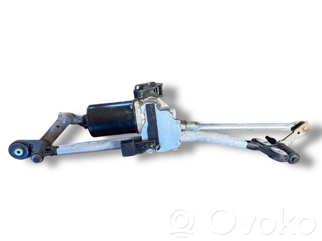 BMW X5 E70 Front wiper linkage and motor 