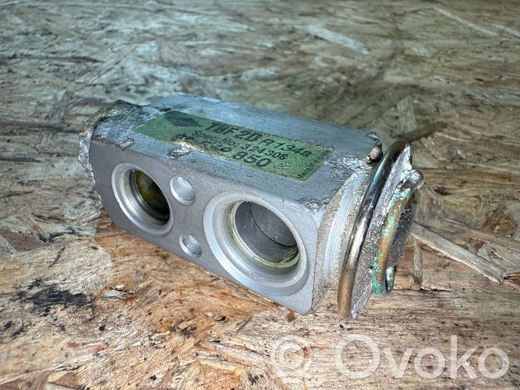 Volvo S60 Zawór rozprężny klimatyzacji A/C 