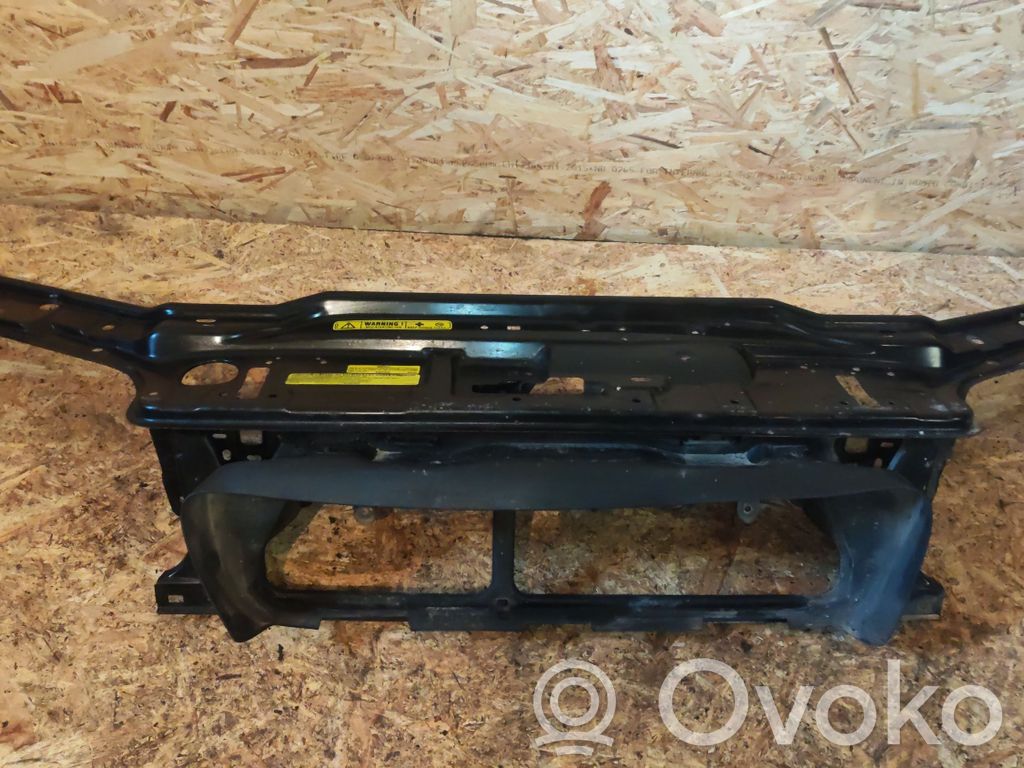 Volvo S60 Radiatorių panelė 