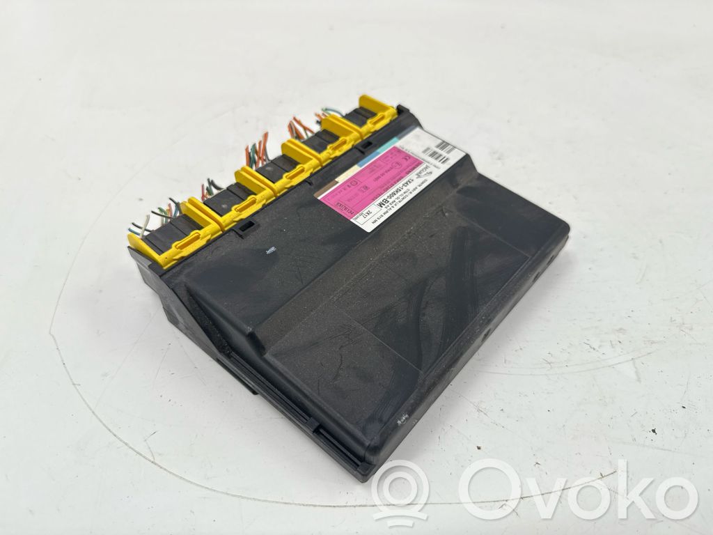 Jaguar X-Type Comfort/convenience module 