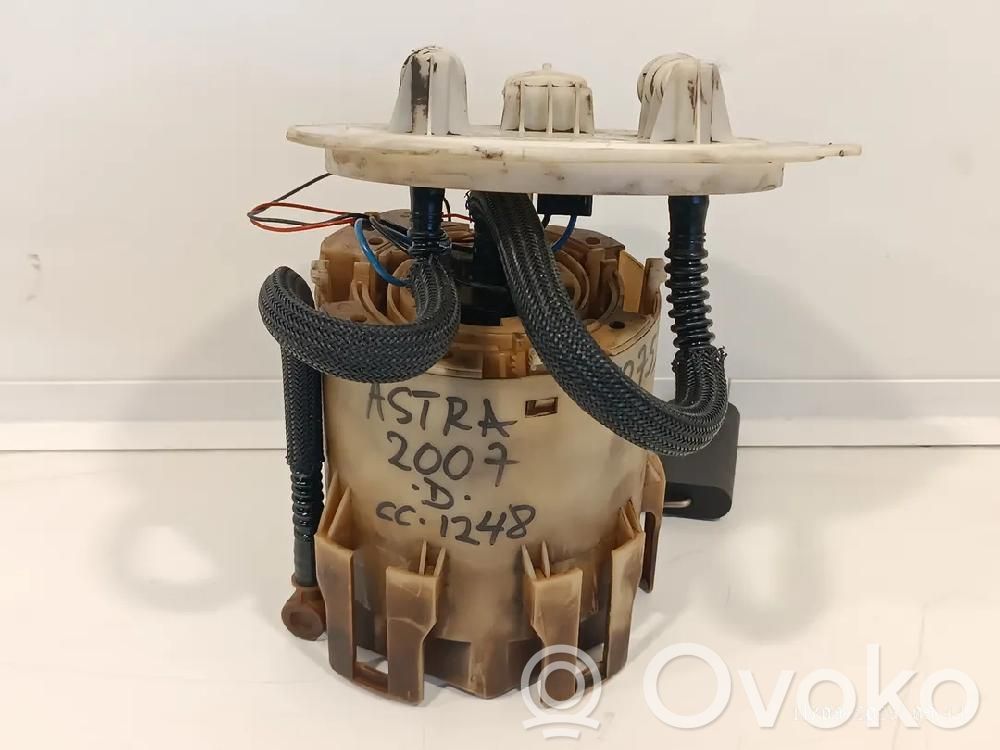 Opel Astra H Bomba interna de combustible 