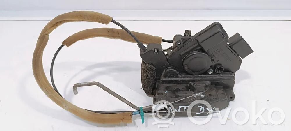 Mazda 3 I Etuoven lukko 