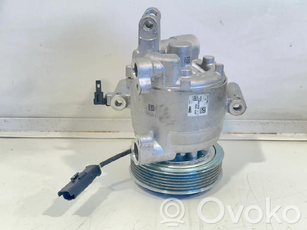 Kompresor / Sprężarka klimatyzacji A/C   883100H030,T403825B,833100H030