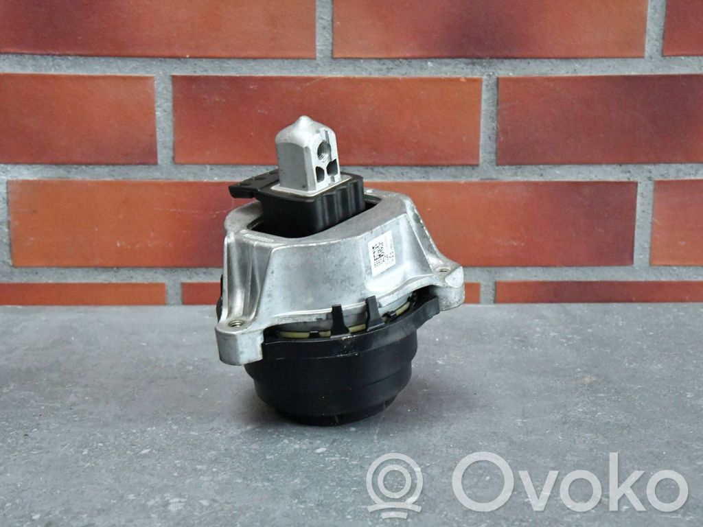 BMW 5 G30 G31 G38 Engine mount vacuum valve 