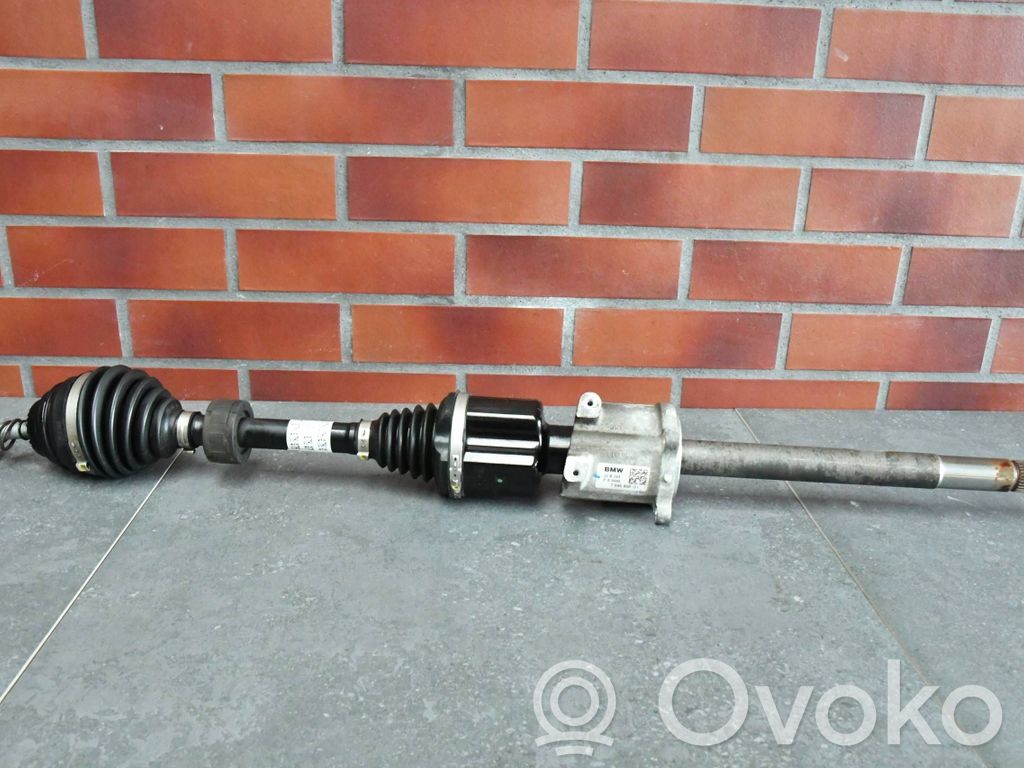 BMW 1 F40 Front driveshaft 