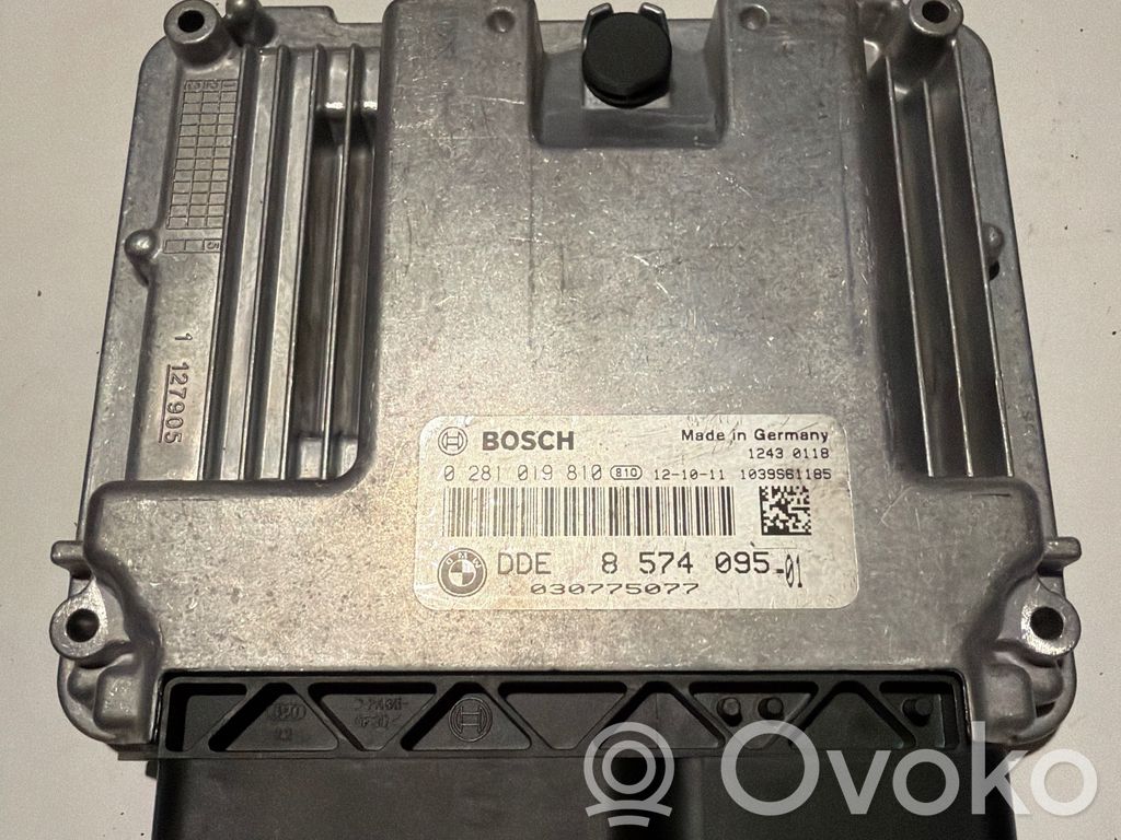 BMW 1 F20 F21 Variklio valdymo blokas 