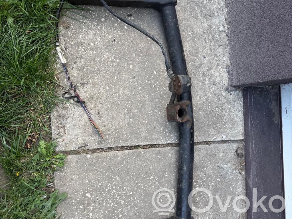 Volkswagen PASSAT B5 Hak holowniczy / Komplet 