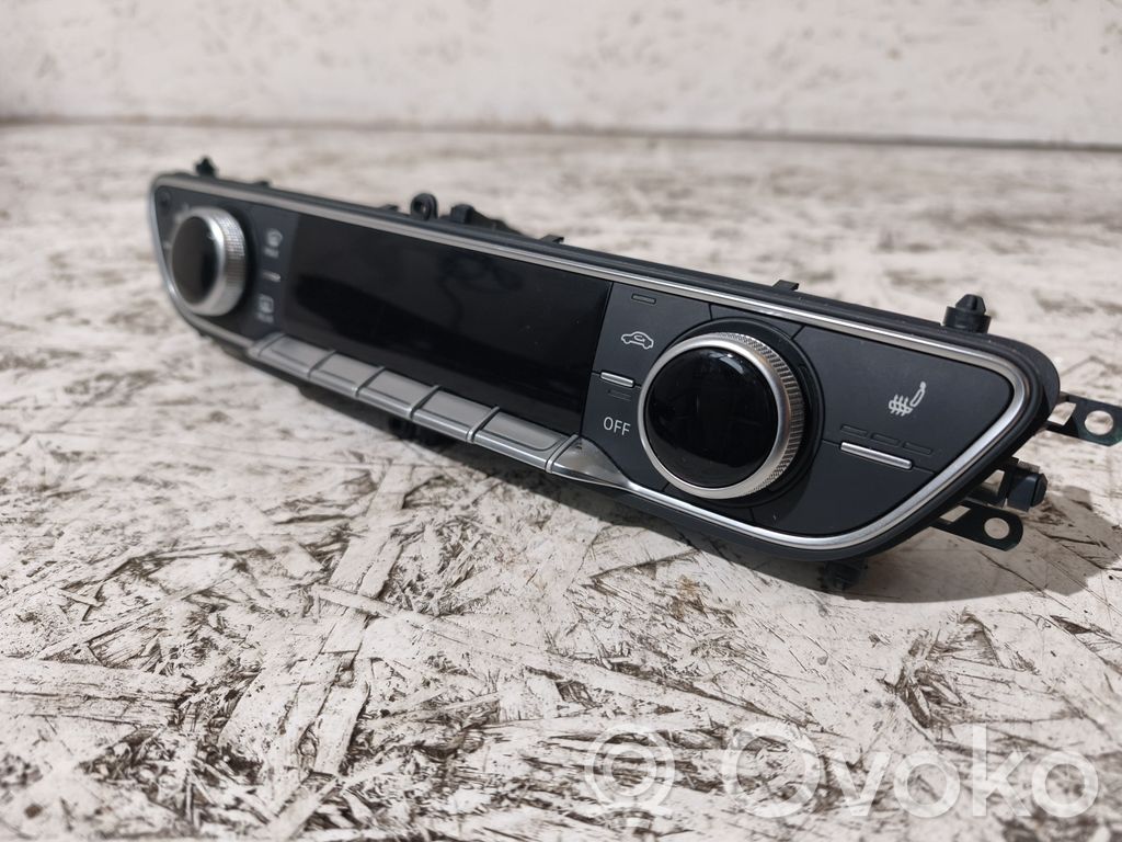 Audi A4 S4 B9 Climate control unit 