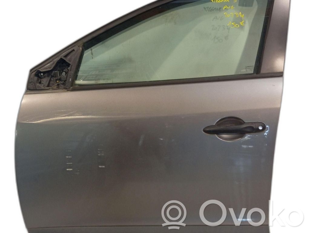 Renault Megane III Drzwi przednie 