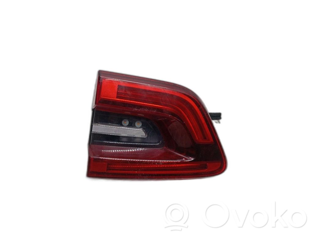 Renault Kadjar Takaluukun takavalot 