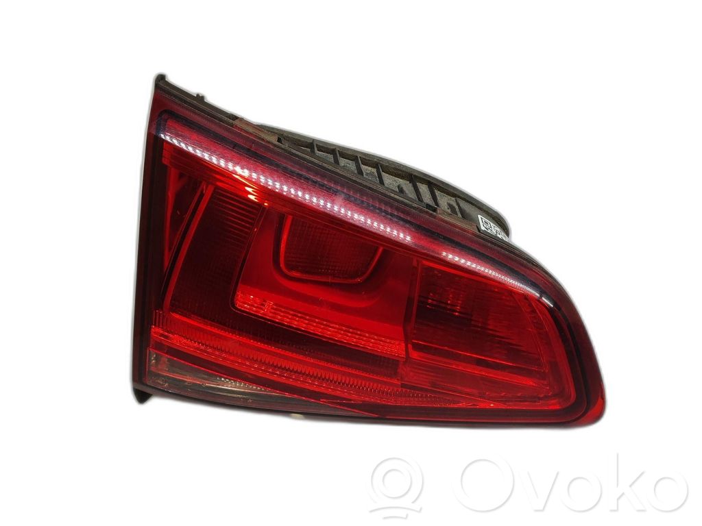 Volkswagen Golf VII Lampy tylnej klapy bagażnika 