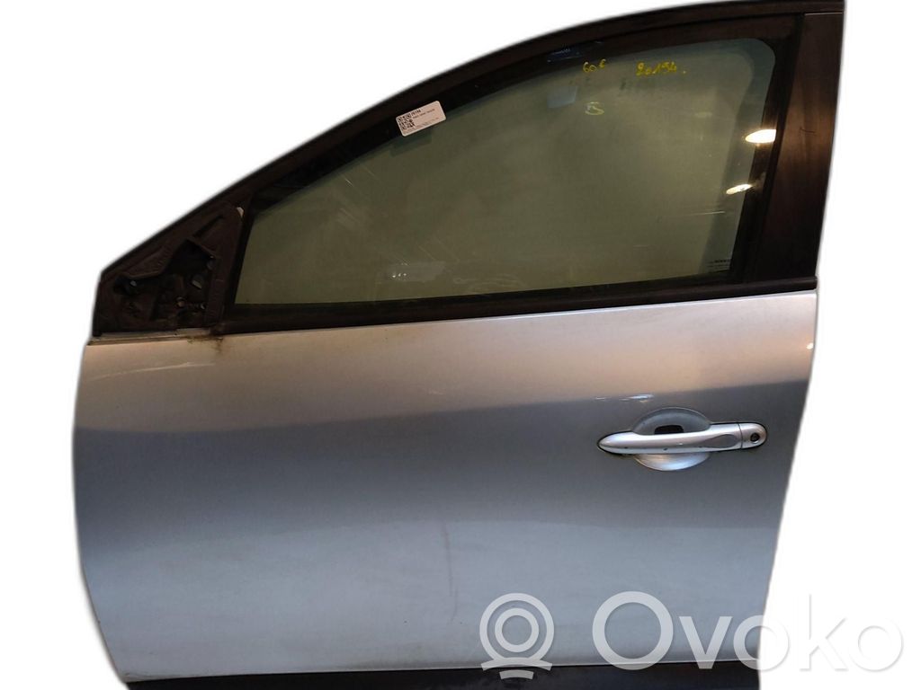 Renault Megane III Puerta delantera 