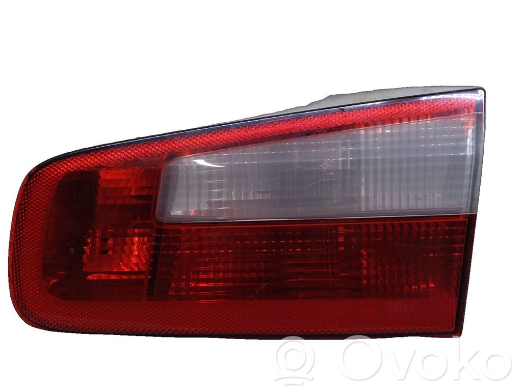 Renault Laguna II Luci posteriori del portellone del bagagliaio 