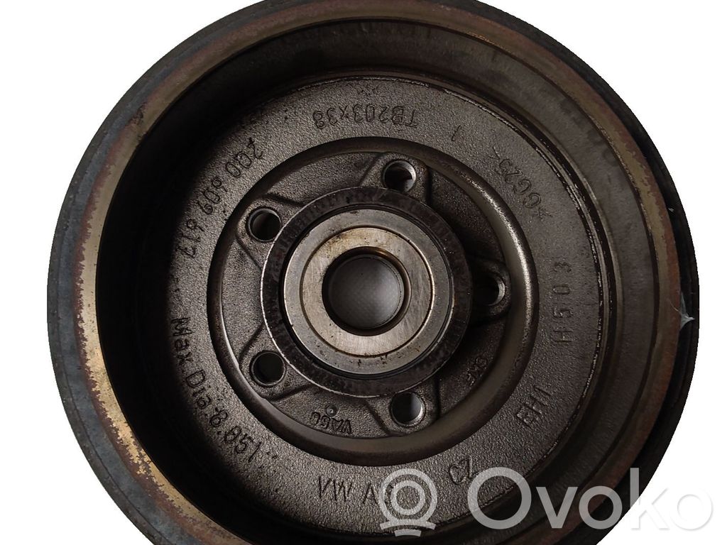 Volkswagen Polo VI Galinė stebulė 