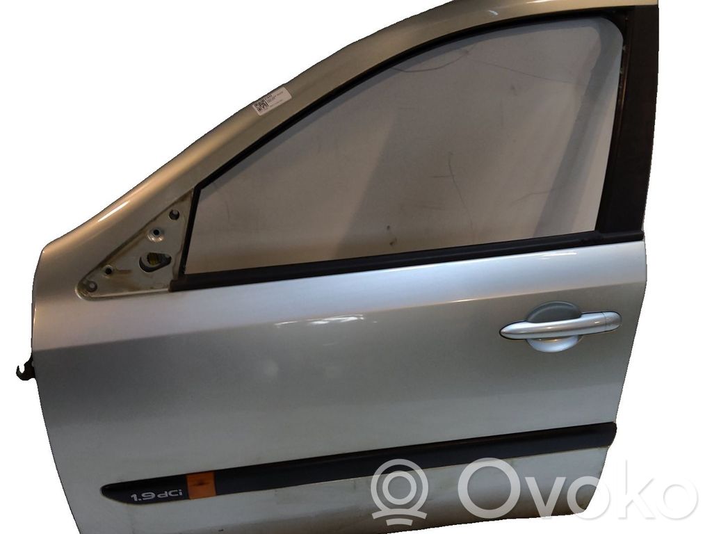 Renault Laguna II Puerta delantera 