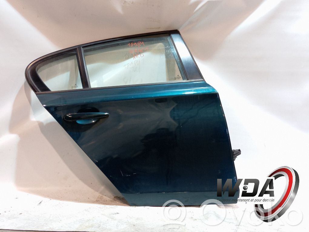 BMW 1 F52 Galinės durys 