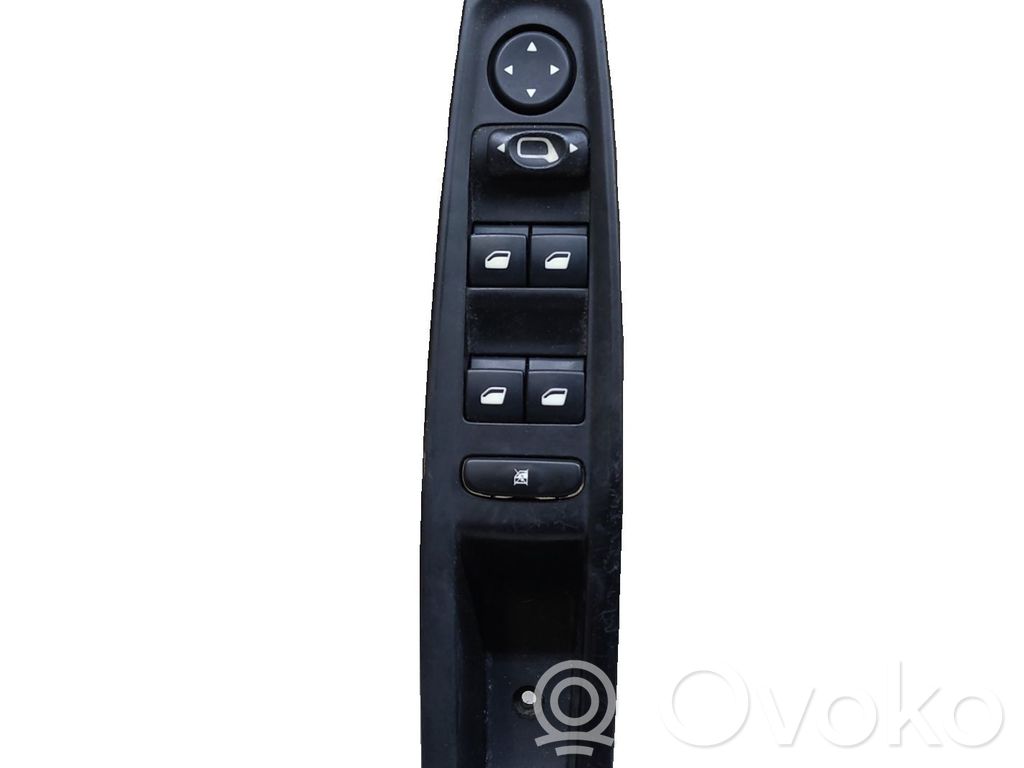 Citroen C4 Aircross Electric window control switch 