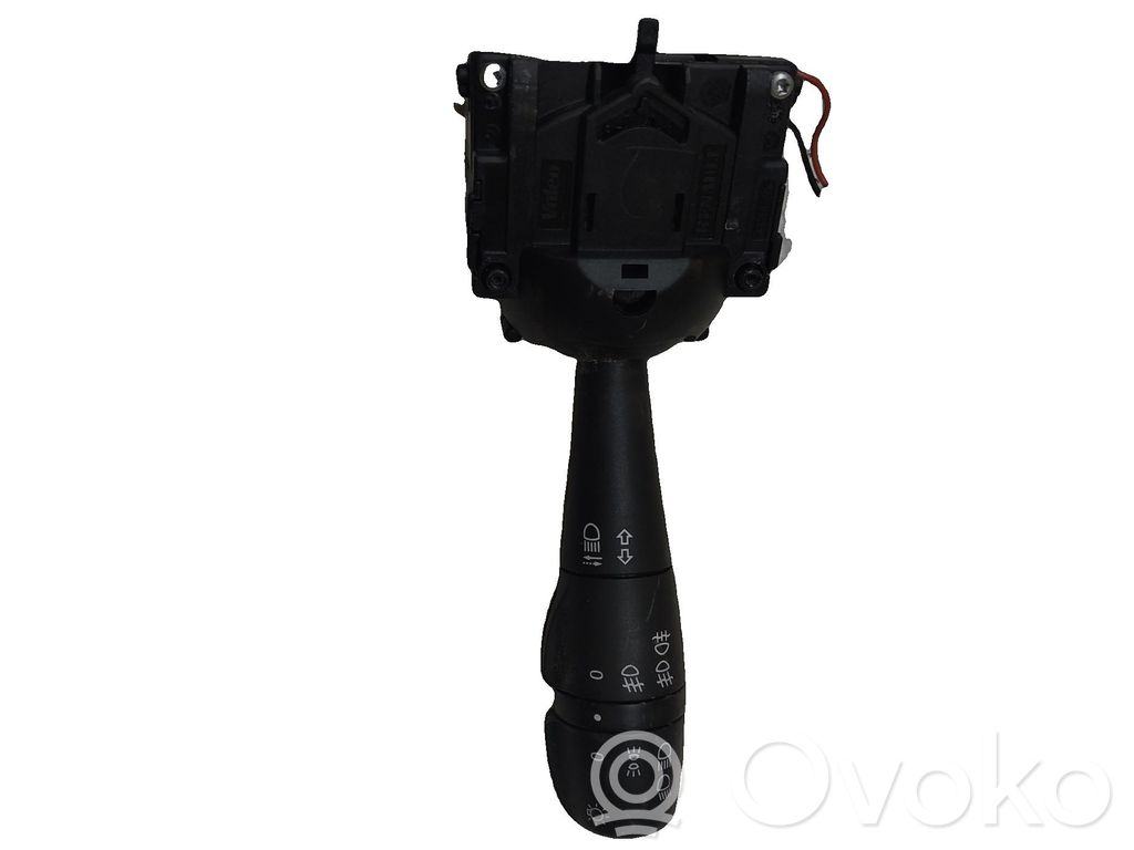 Renault Clio IV Indicator stalk 