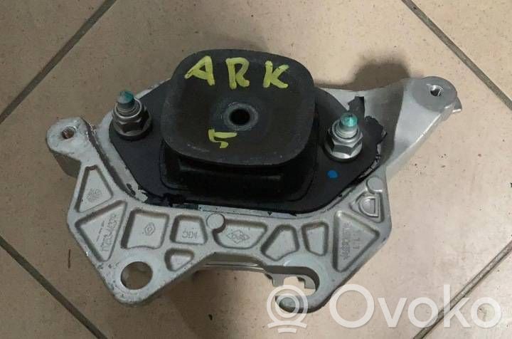 Renault Arkana Gearbox mount 