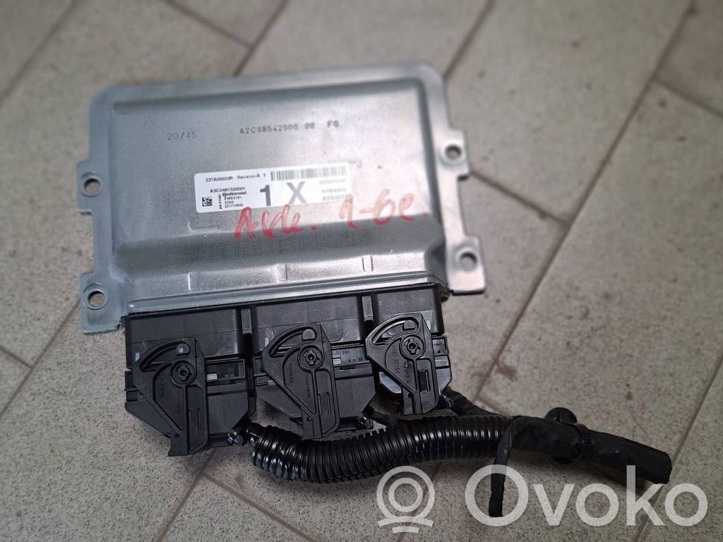 Renault Captur II Engine control unit/module 