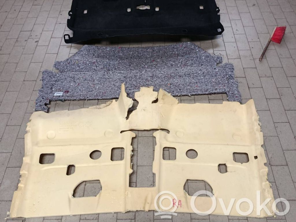 Interior carpet   749025903R,749406498R,106637110106,B1317LH,P10663711010