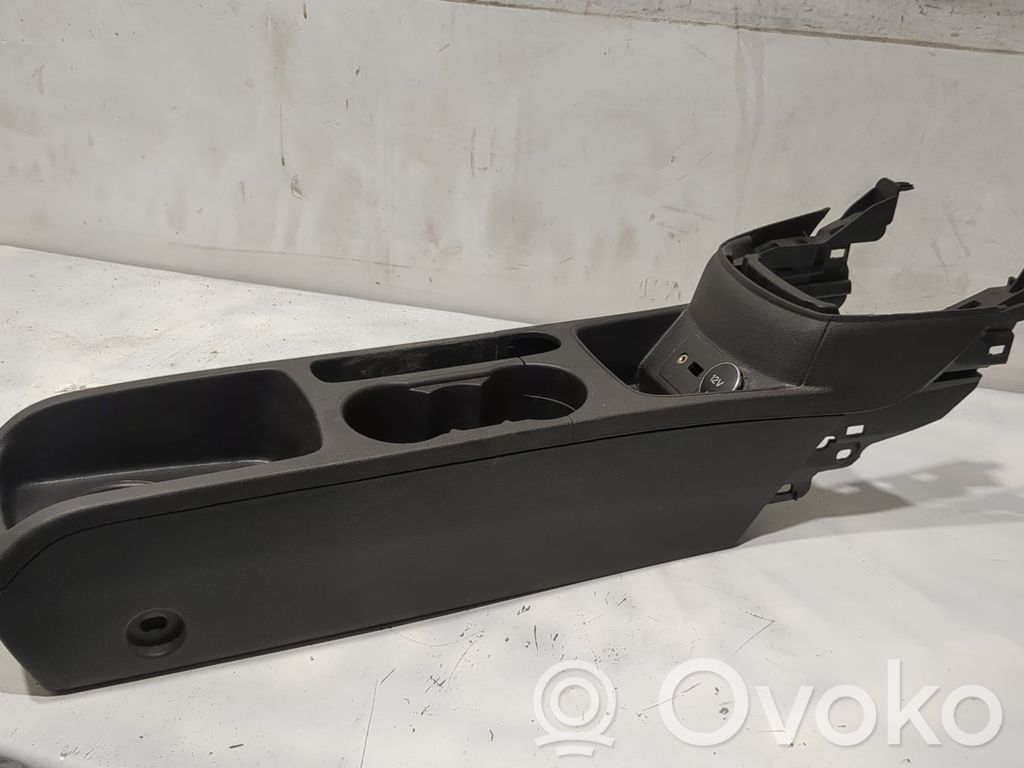 Ford Fiesta Centrālā konsole 