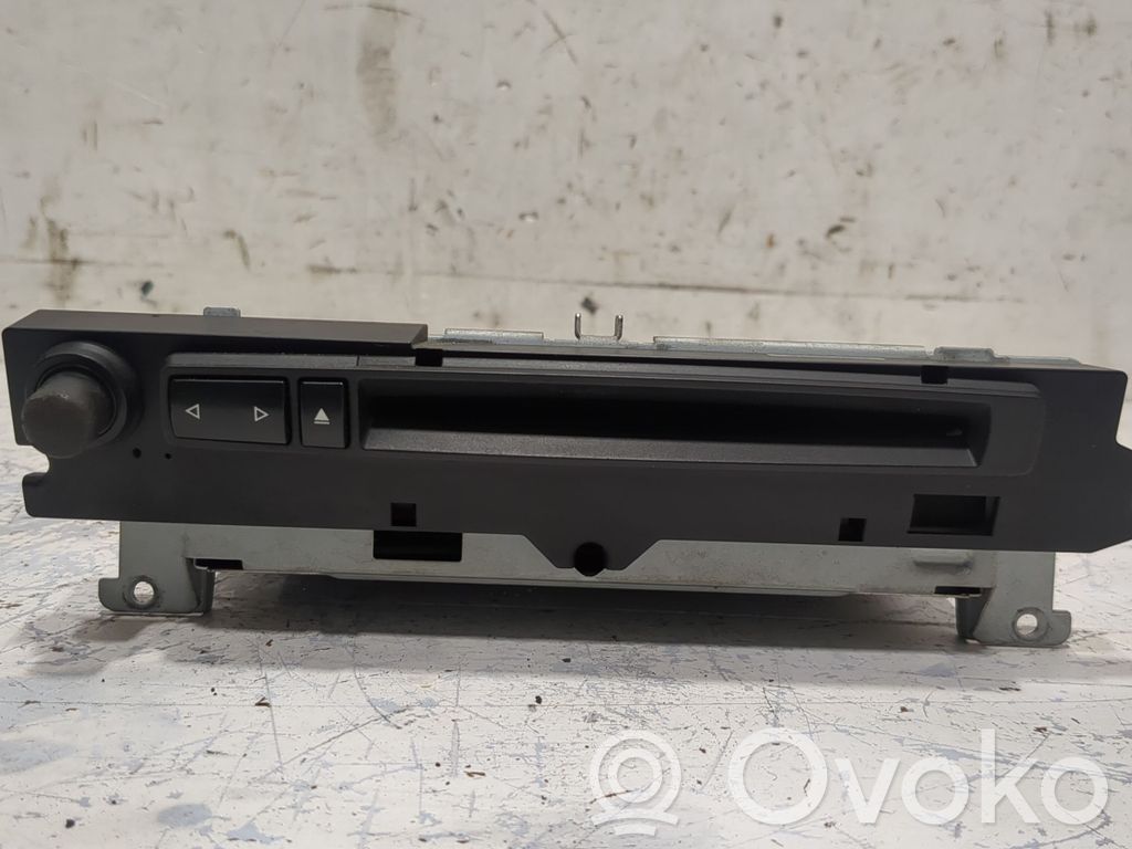 Radio / CD-Player / DVD-Player / Navigation   6944109