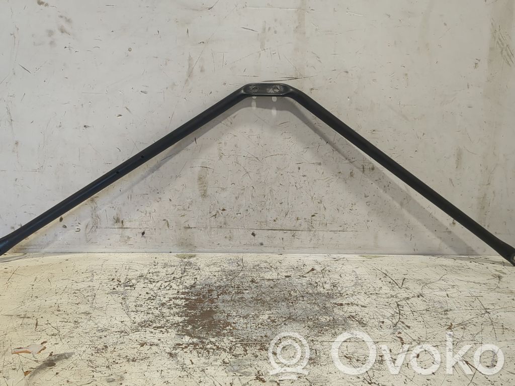BMW 5 E60 E61 Muu moottoritilan osa 