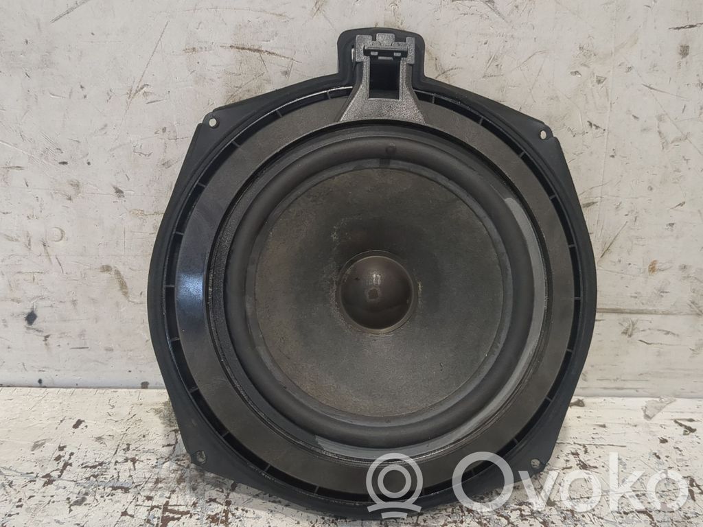 BMW 5 E60 E61 Enceinte subwoofer 