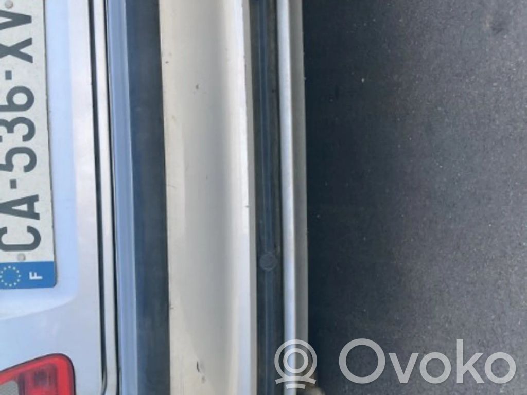 BMW 3 E46 Bamperis 