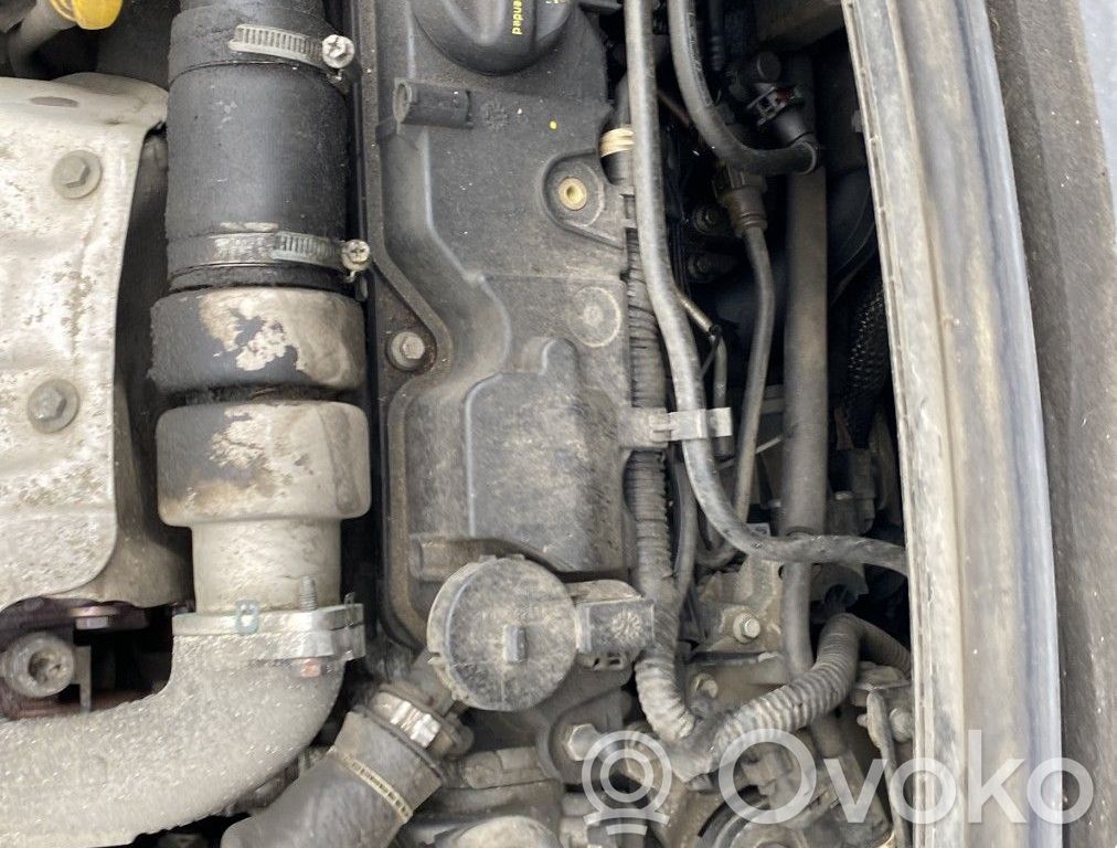 Ford C-MAX II Engine head 