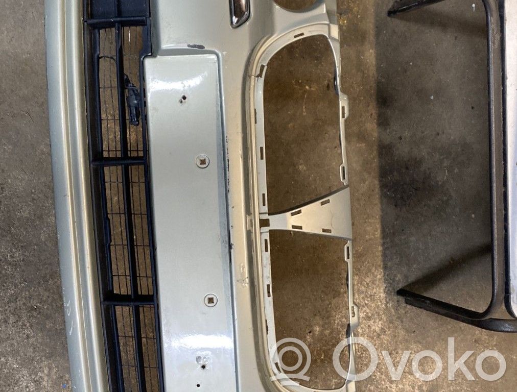 Front bumper   DPC000061LML