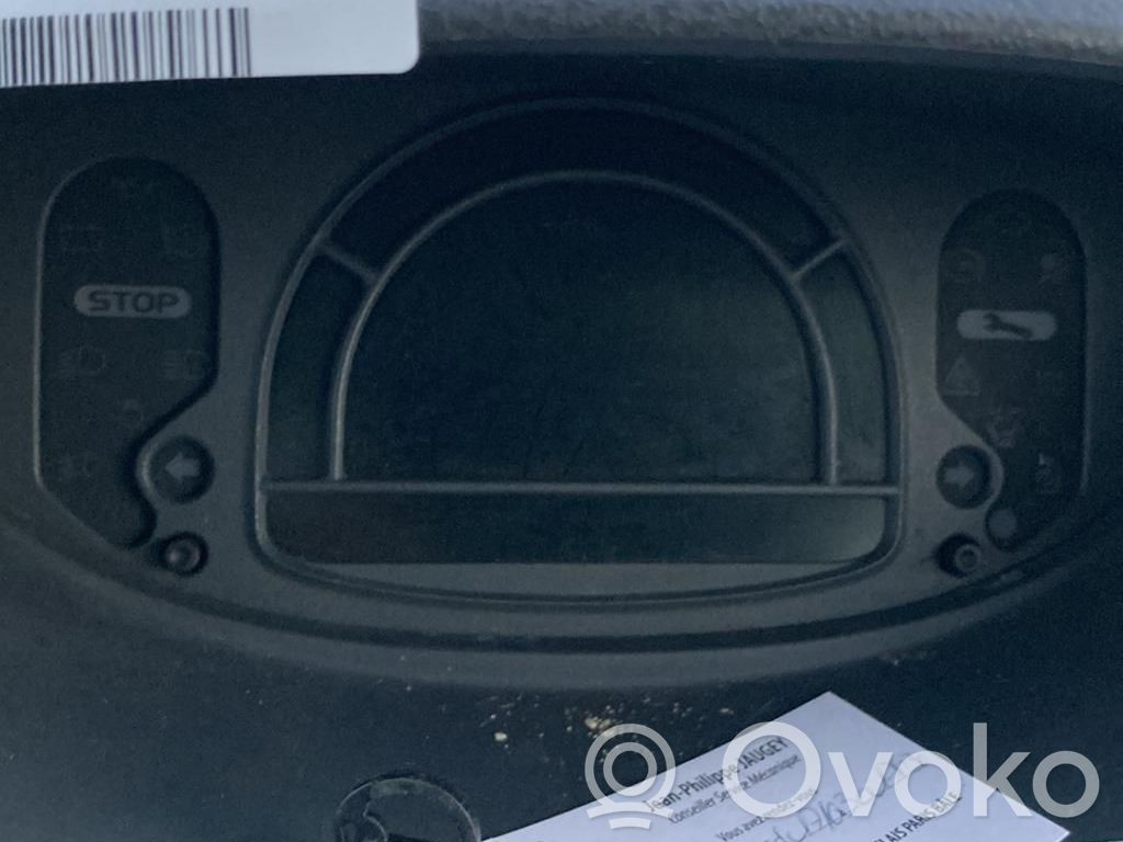 Renault Modus Speedometer (instrument cluster) 