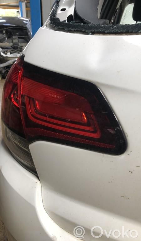 Citroen C4 II Tailgate rear/tail lights 