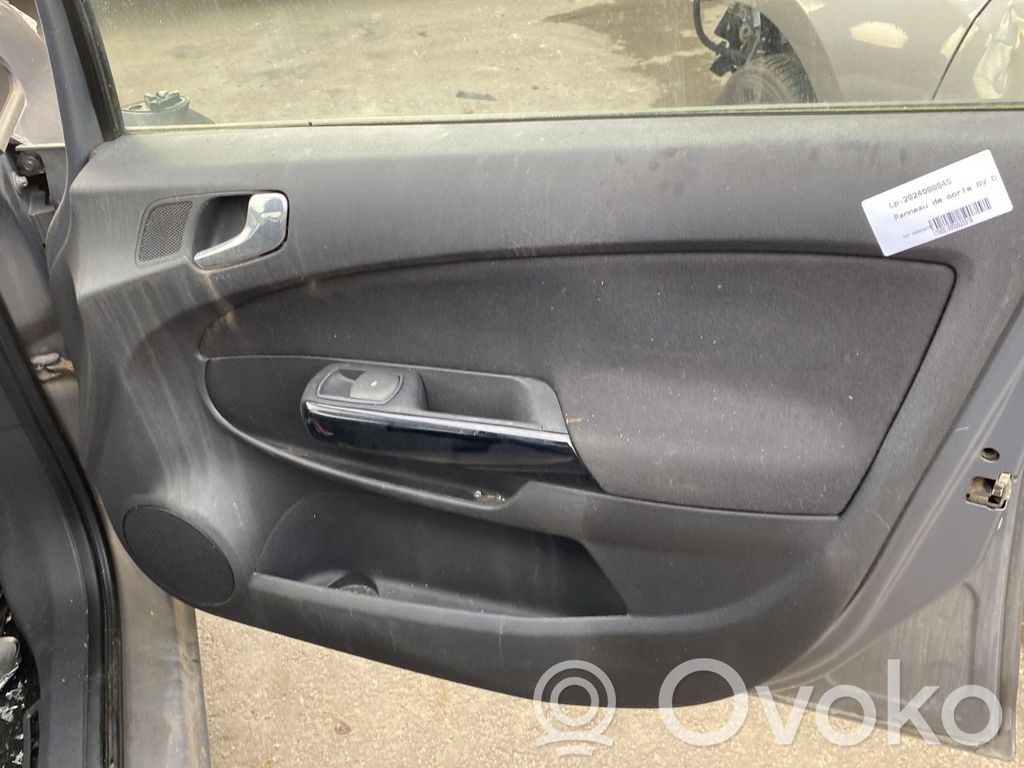 Opel Corsa D Priekšējo durvju apdare 