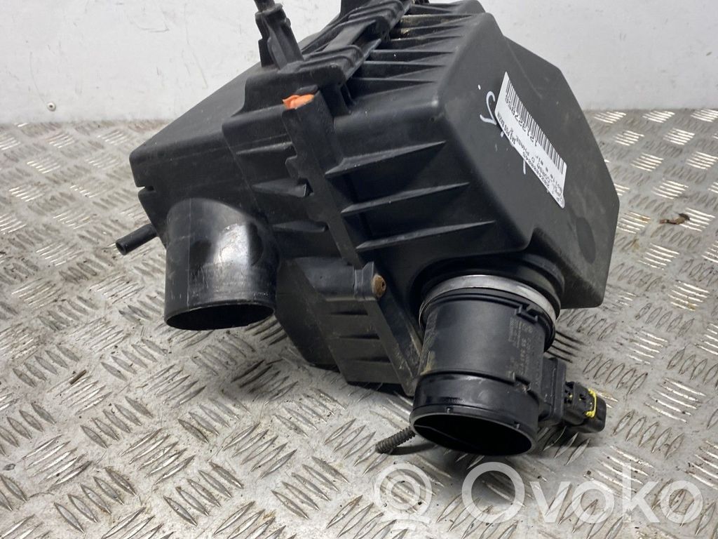 Opel Corsa D Cutie filtru aer 