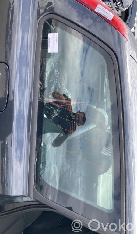 Volvo V50 Rear side window 