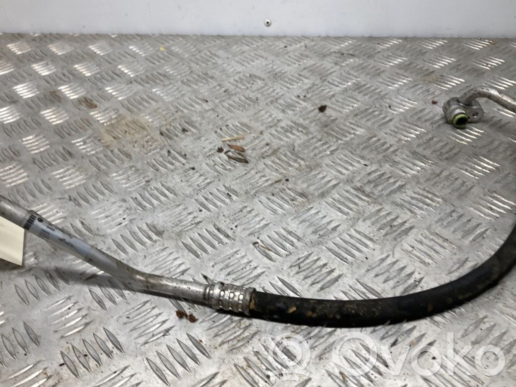 BMW 3 F30 F35 F31 Conductă/furtun aer condiționat (A/C) 