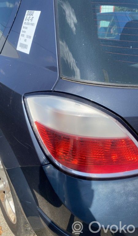 Opel Astra H Galinis žibintas kėbule 