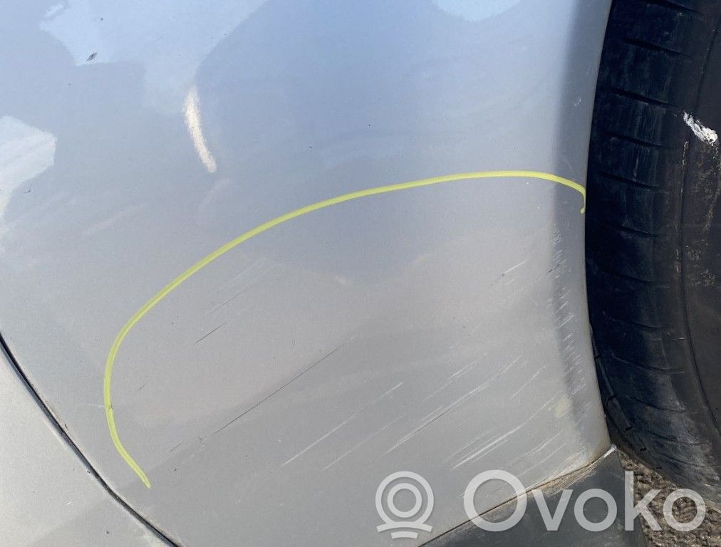 Audi A6 S6 C5 4B Sparnas 