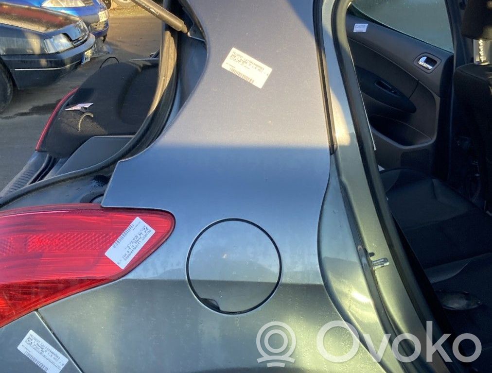 Peugeot 308 Panel lateral trasero 