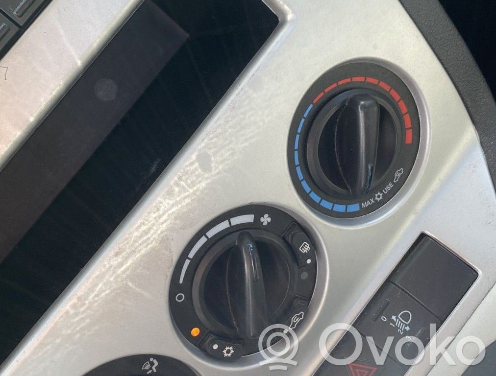 Climate control unit   55111874AB